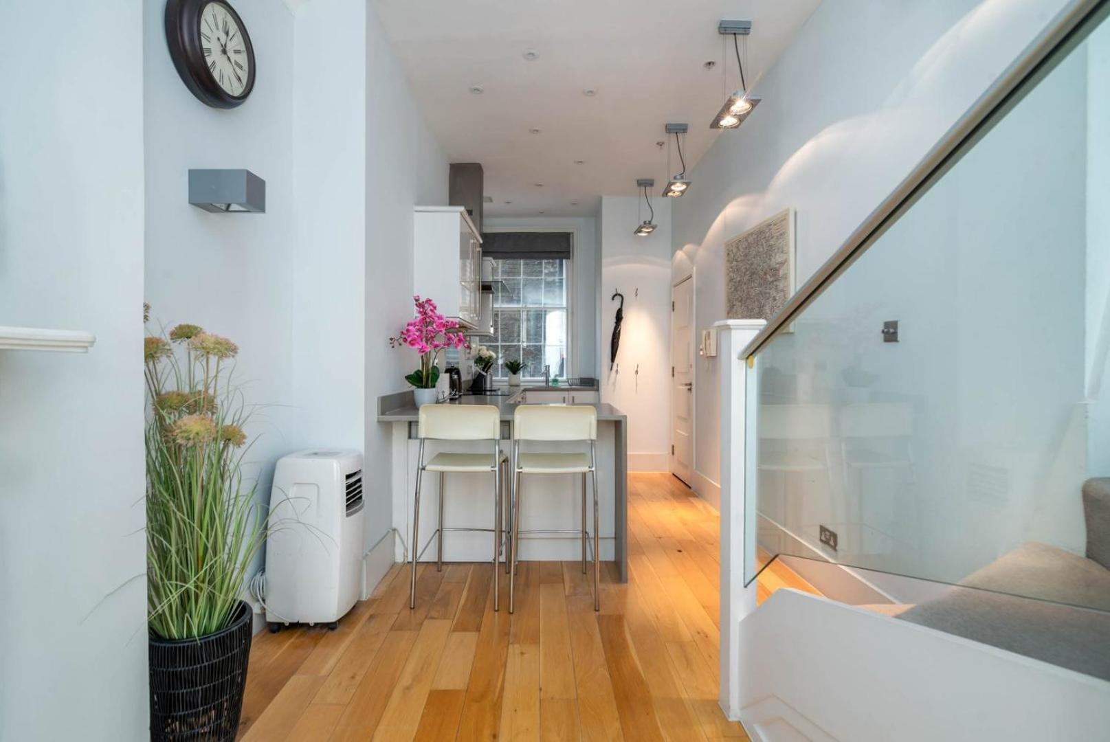 شقة Guestready - Stunning Covent Garden 2Br Duplex لندن المظهر الخارجي الصورة